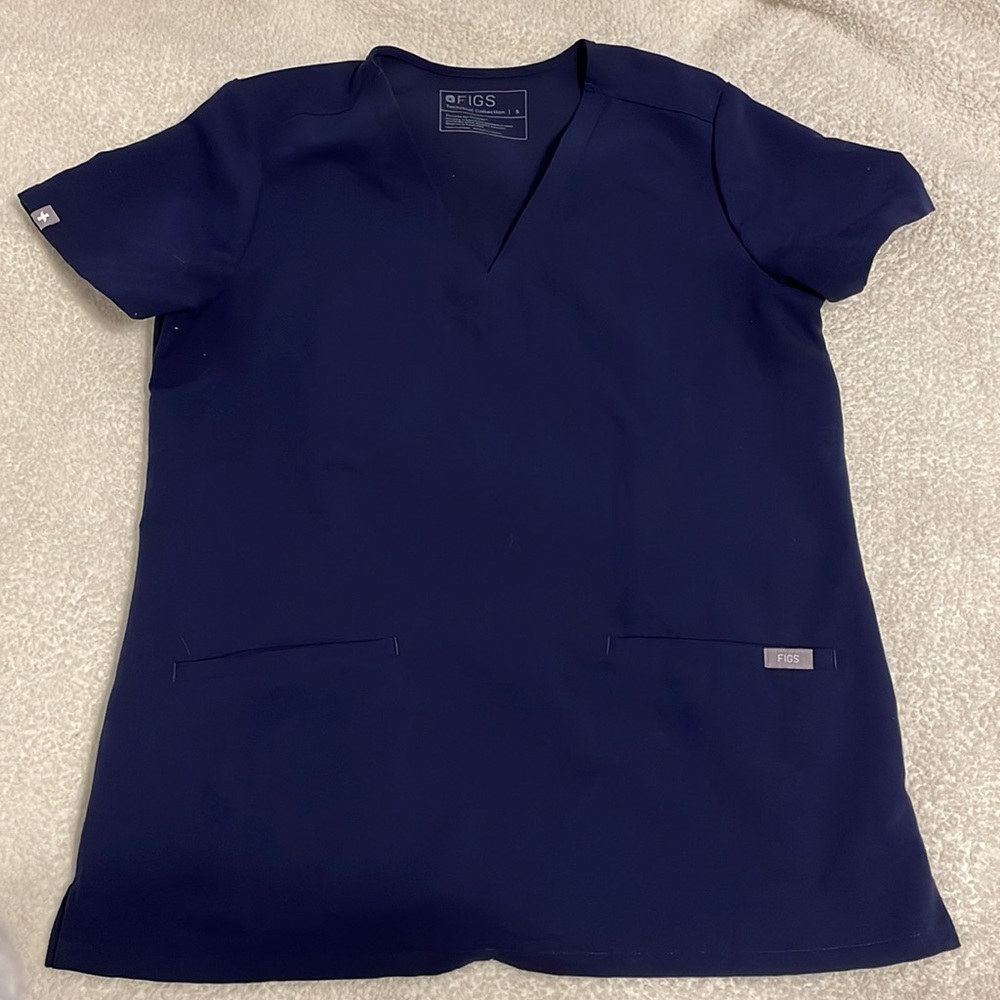 Figs Scrub Top